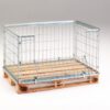 Contenedor plegable sobre palet de madera para uso industrial