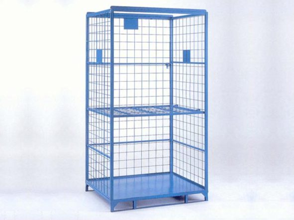 Contenedor apilable con bandeja abatible para uso industrial