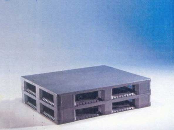 Palet de plástico Pool liso para circuitos logísticos